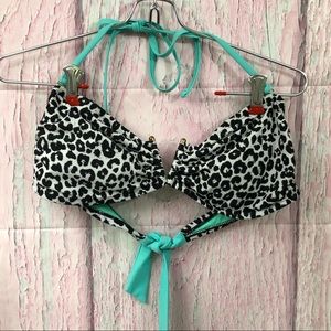 Xhilaration Leopard Print Bikini Top XL